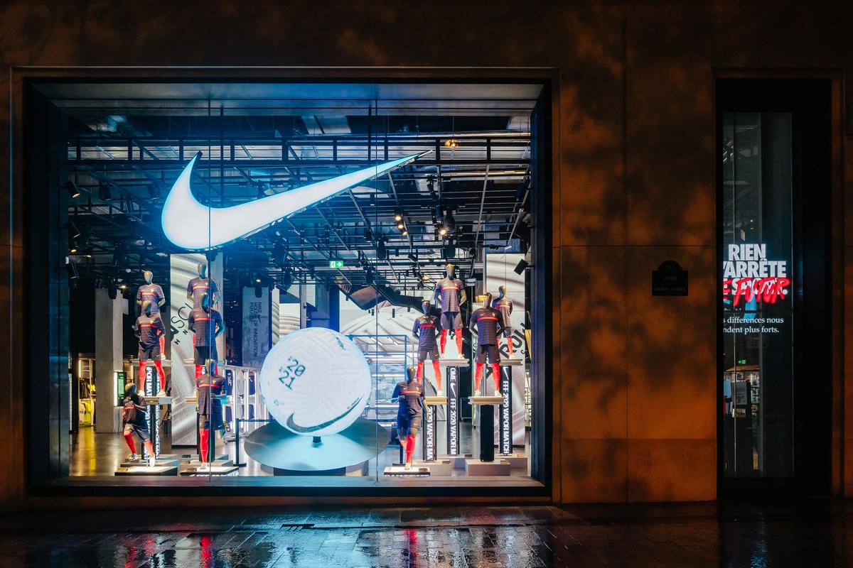 Nike - HOI Football — Tomorrow Bureau — Speculative. Digital. Realities.